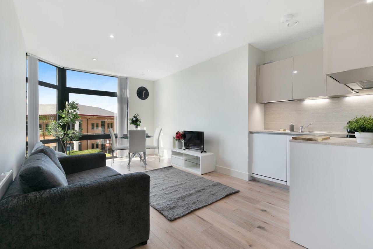 Mondial Apartments At Heathrow Harmondsworth Kültér fotó