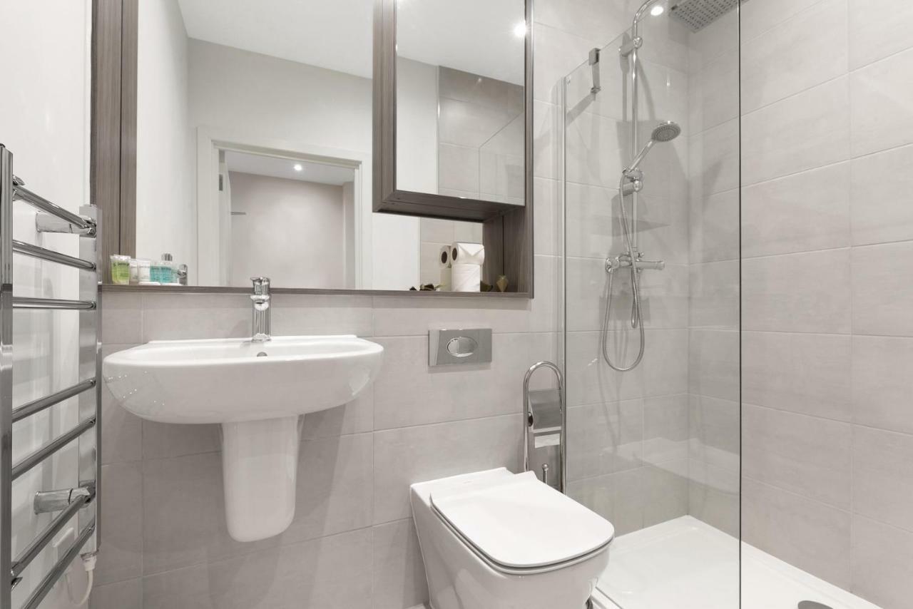 Mondial Apartments At Heathrow Harmondsworth Kültér fotó